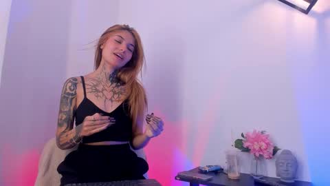 Chelsea  online show from December 2, 8:22 pm