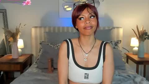 Chelseaquinn online show from November 12, 7:50 am