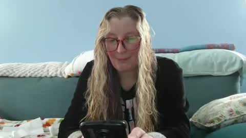 Snapshot of chelseasentra1 chatting on February 24, 5:42 pm Chelsea online show from February 24, 5:42 pm