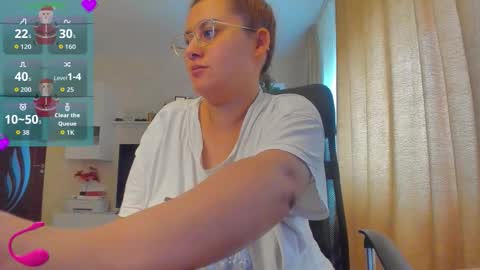 mayra online show from November 27, 9:12 am