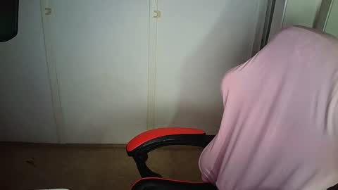 cherrybaby_0 online show from May 25, 9:36 pm