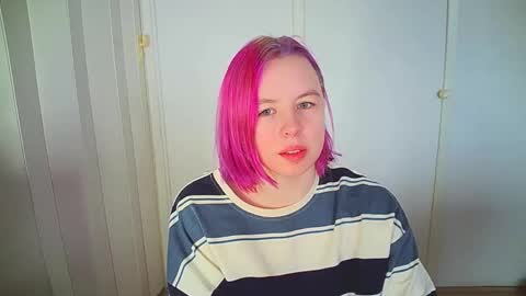 cherrybaby_0 online show from February 7, 7:01 am