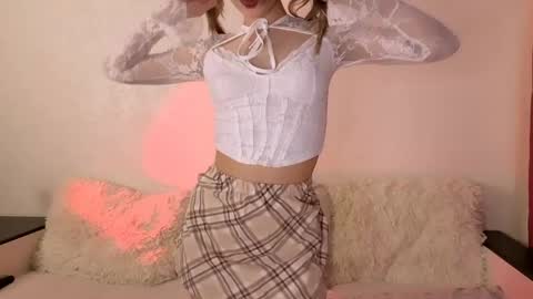 cherrybite_ online show from May 7, 9:18 pm