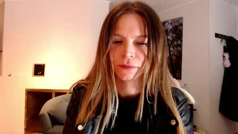 Anna online show from March 1, 2:11 am