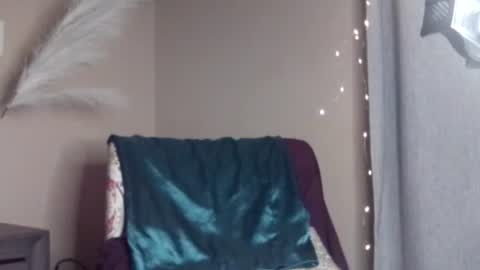 Cherry milf xx online show from June 12, 4:42 am