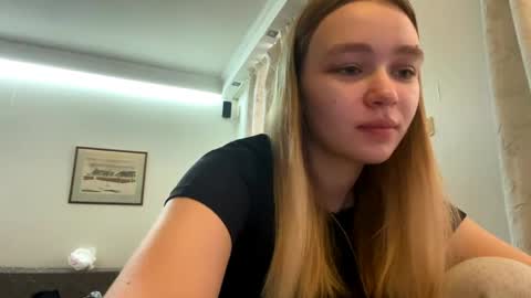 Lei online show from April 13, 5:42 am