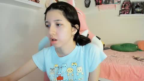 Snapshot of cherrymafer666 chatting on March 3, 12:34 am cherrycute666 online show from March 3, 12:34 am