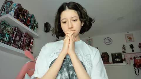 Snapshot of cherrymafer666 chatting on September 10, 4:34 am cherrycute666 online show from September 10, 4:34 am