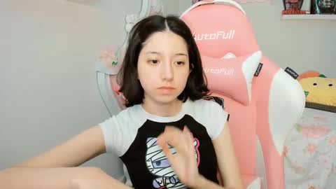 Snapshot of cherrymafer666 chatting on October 11, 11:18 pm cherrycute666 online show from October 11, 11:18 pm