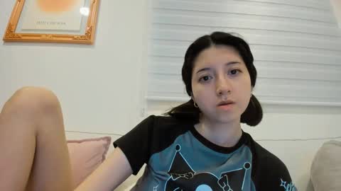Snapshot of cherrymafer666 chatting on March 1, 5:20 am cherrycute666 online show from March 1, 5:20 am