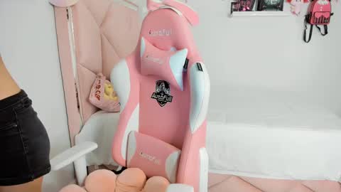 Snapshot of cherrymafer666 chatting on March 6, 5:35 am cherrycute666 online show from March 6, 5:35 am