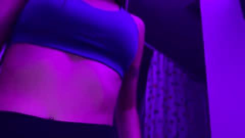 cherrynovaxo online show from July 29, 2:22 am