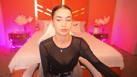 cherryylulu online show from October 29, 8:40 am