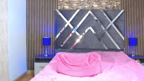 Cheryl online show from November 25, 4:36 am