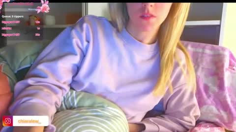 Snapshot of chiaretta99 chatting on January 18, 1:08 am Chiara Lovense is active Pvt open online show from January 18, 1:08 am