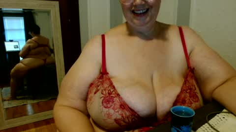 Tee online show from July 24, 11:55 pm