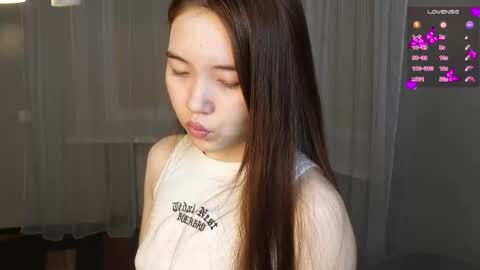 May online show from May 5, 5:16 pm