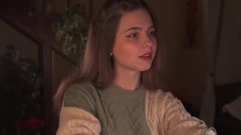 Snapshot of chillpix chatting on September 13, 9:56 pm Hanna online show from September 13, 9:56 pm