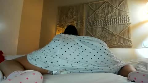 yoursensualparadise online show from February 28, 2:49 pm