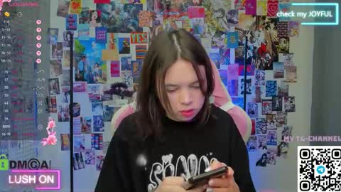 Snapshot of chio_mio chatting on September 28, 2:51 am chio_mio online show from September 28, 2:51 am