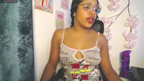 chleo_rosse online show from January 7, 3:32 am