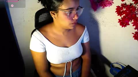 chleo_rosse online show from May 20, 1:08 pm