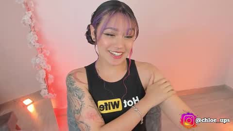 Chloe  online show from January 9, 5:12 am