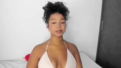 chloe online show from September 23, 1:37 am