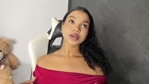 chloe online show from February 22, 1:39 am