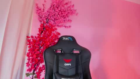 Chloe Miller  online show from December 21, 4:39 am