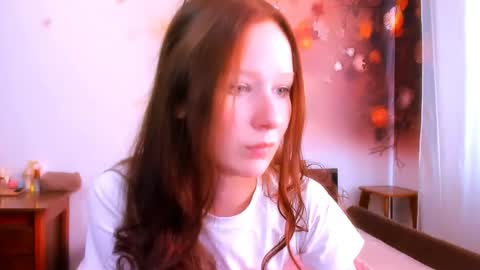 Chloe online show from July 18, 2:52 pm