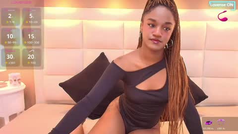 CHLOE online show from June 2, 12:28 pm