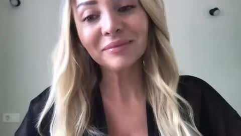 Chloe online show from July 9, 1:57 pm