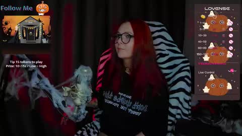 Snapshot of chloejenyss chatting on October 8, 4:11 pm Chloe online show from October 8, 4:11 pm