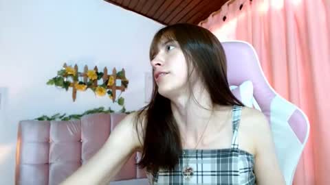 Chloe online show from December 4, 10:54 pm