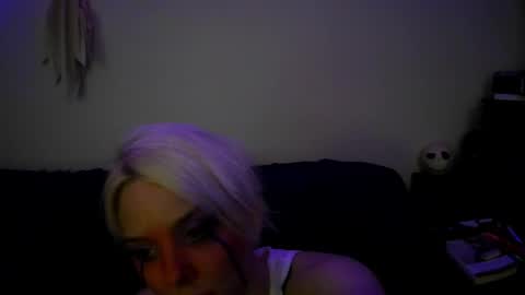 Snapshot of chloekissxo chatting on September 24, 1:48 am Chloekissxo online show from September 24, 1:48 am