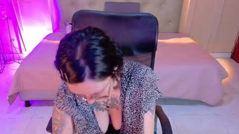 Chloe rosse online show from May 26, 1:16 am
