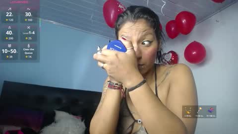 chloewills_ online show from February 24, 1:21 pm