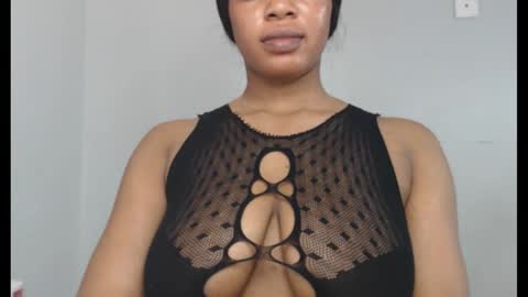 Snapshot of choco_chocox chatting on September 26, 10:24 am ESTHER online show from September 26, 10:24 am