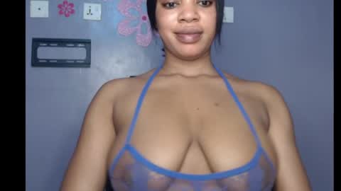 Snapshot of choco_chocox chatting on February 21, 8:50 am ESTHER online show from February 21, 8:50 am