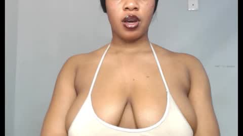 Snapshot of choco_chocox chatting on October 1, 2:22 pm ESTHER online show from October 1, 2:22 pm