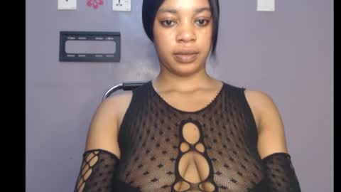 Snapshot of choco_chocox chatting on February 15, 12:54 pm ESTHER online show from February 15, 12:54 pm
