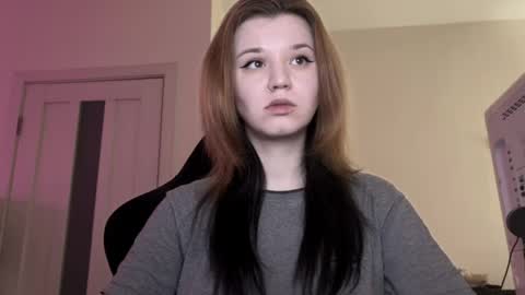 Lissa online show from April 8, 4:03 am