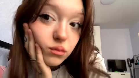 Kristi online show from February 28, 8:36 am