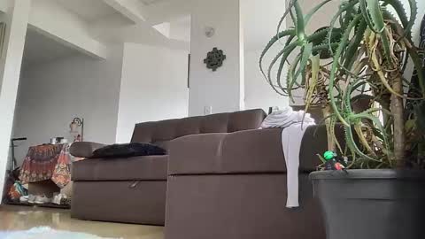 Val riess -- Instagram free online show from October 28, 5:30 pm