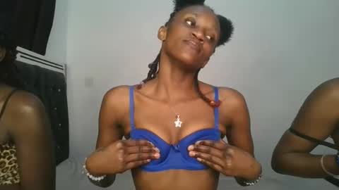 chyna_baibe online show from November 3, 5:28 pm