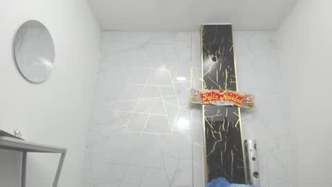 ...   ... online show from December 17, 4:16 am