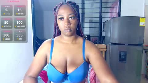 ciaraebonyxxx online show from October 15, 9:56 am
