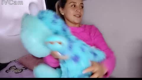 Snapshot of ciindy_lovee chatting on September 17, 9:57 pm Ciindy Lovers online show from September 17, 9:57 pm
