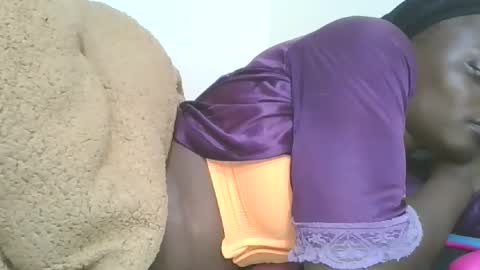 cilia petite online show from October 3, 10:59 pm